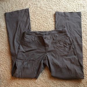 Athleta nylon hiking pants 8L